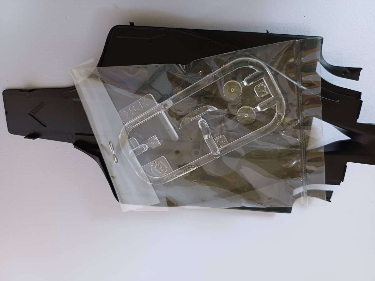 Tamiya 1/20 Ferrari F2001 Model Kit - Michael Schumacher's 2001 F1 Car