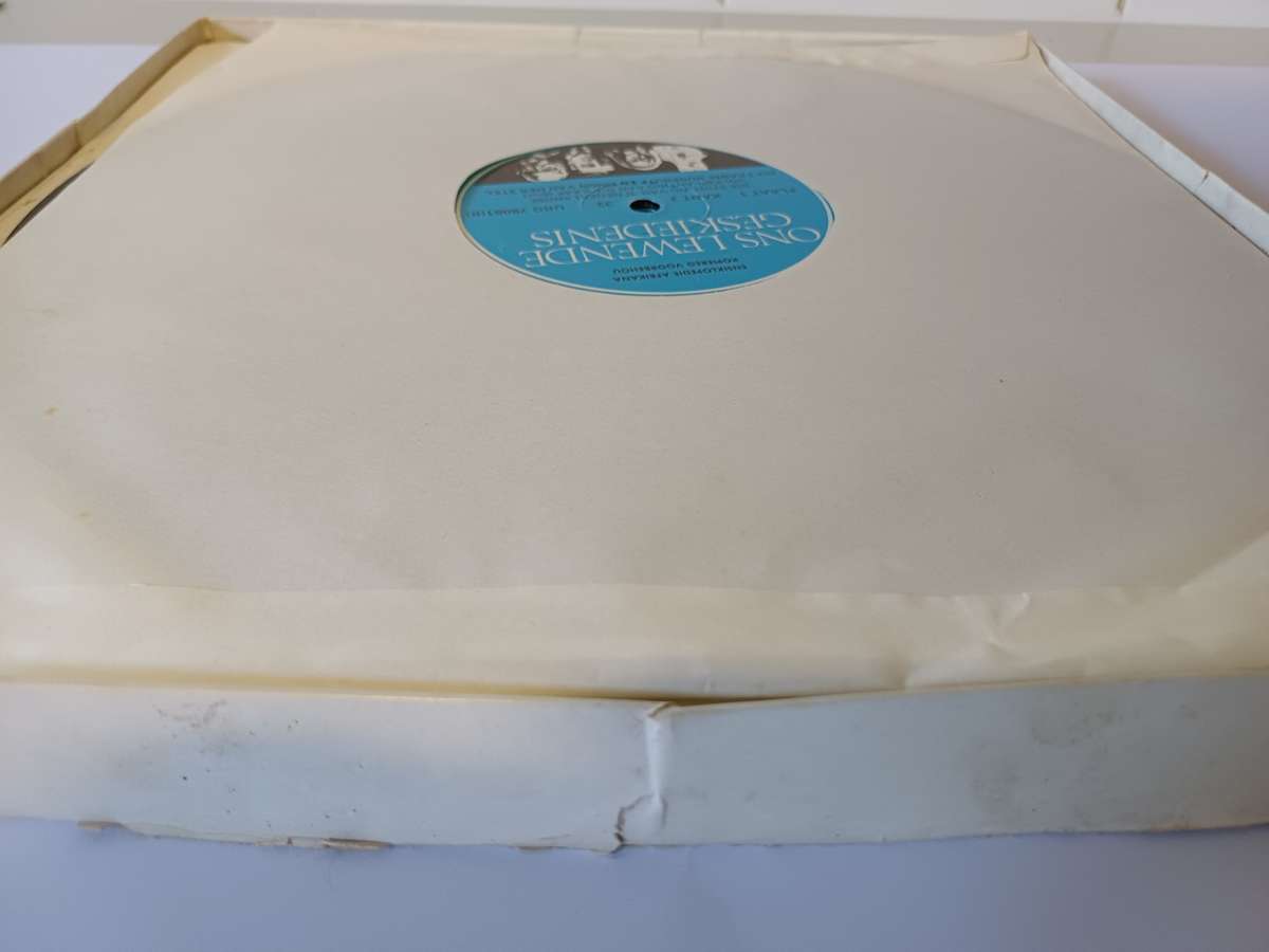 Vinyl LP record Box Set "Ons Lewende Geskiedenis" - South African History Collection