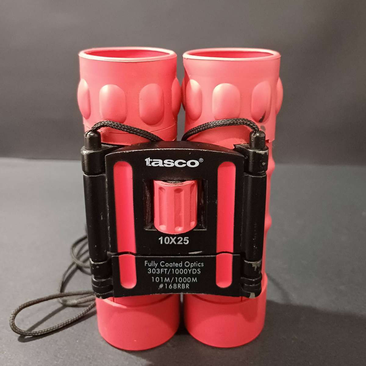 Tasco Compact Binoculars - 10x25 with Rubber Armor