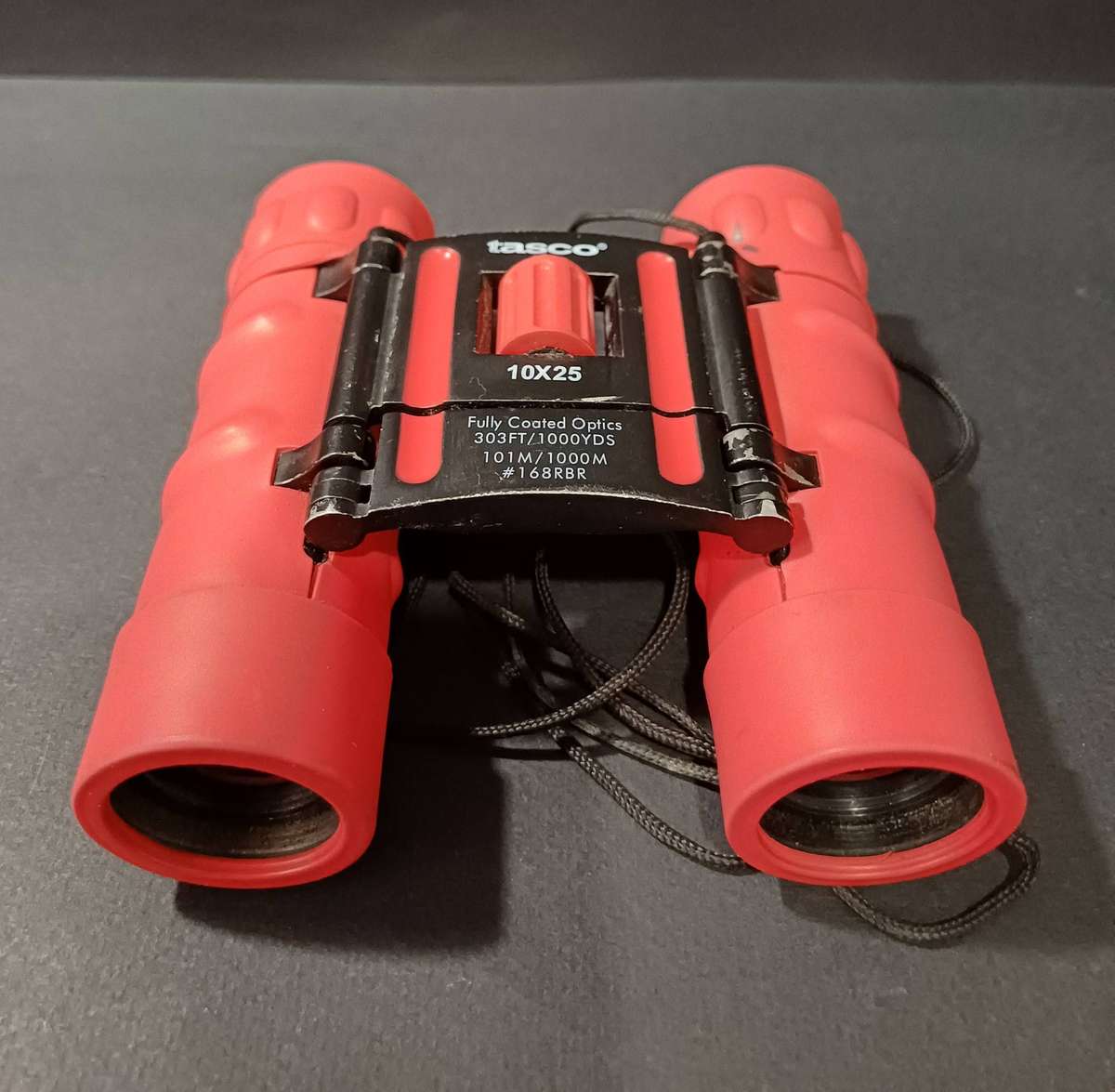 Tasco Compact Binoculars - 10x25 with Rubber Armor