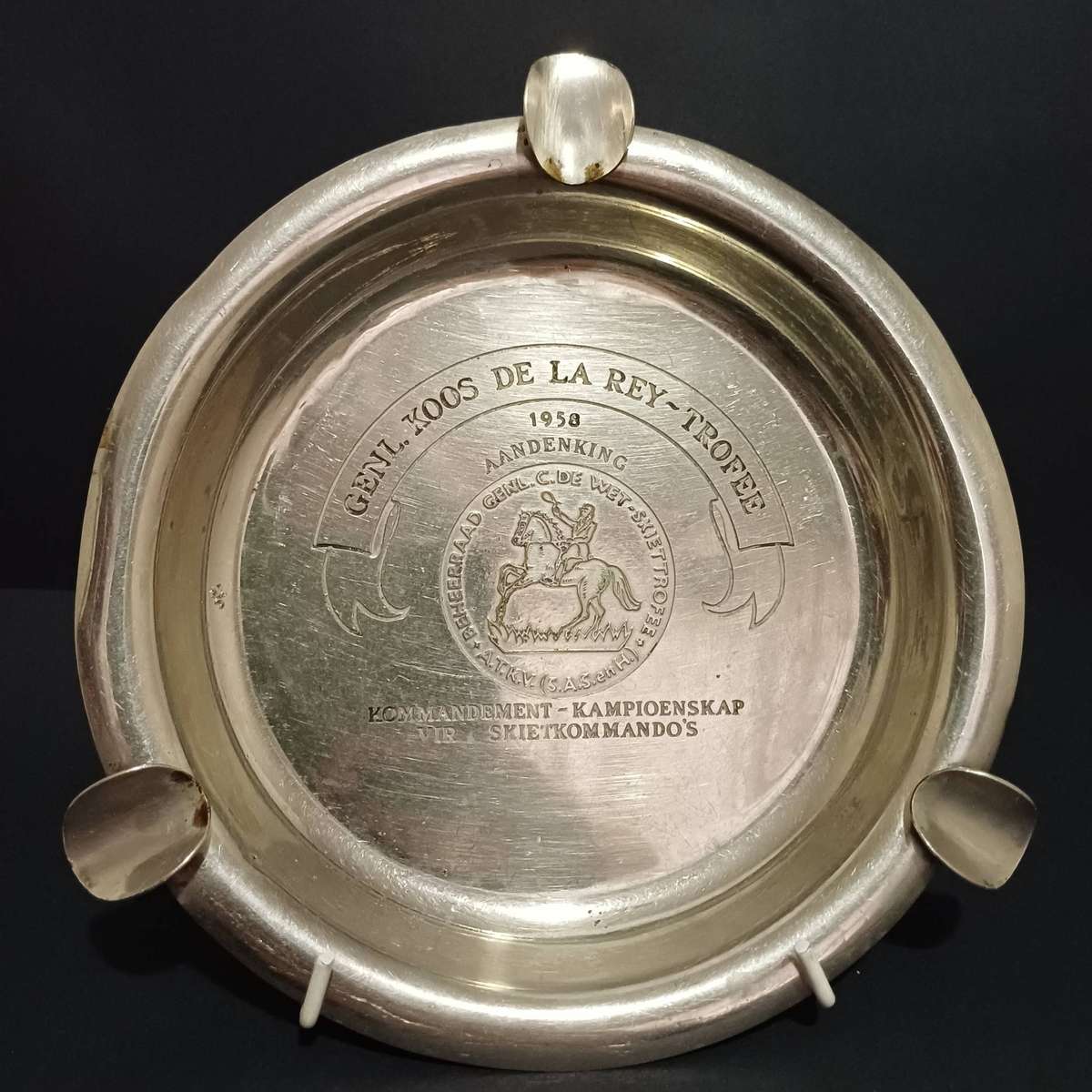 1958 South African Commemorative Ashtray: Genl. Koos de la Rey-Skiet Trofee
