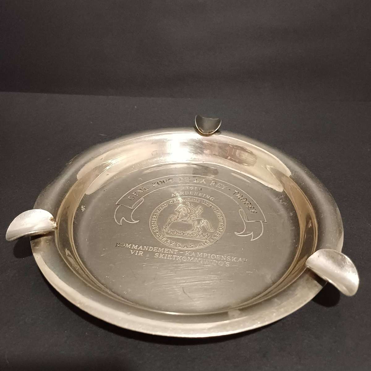 1958 South African Commemorative Ashtray: Genl. Koos de la Rey-Skiet Trofee