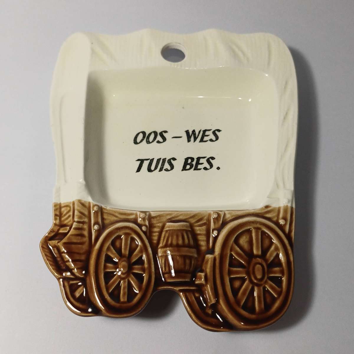 Afrikaanse Ossewa keramiek bakkie