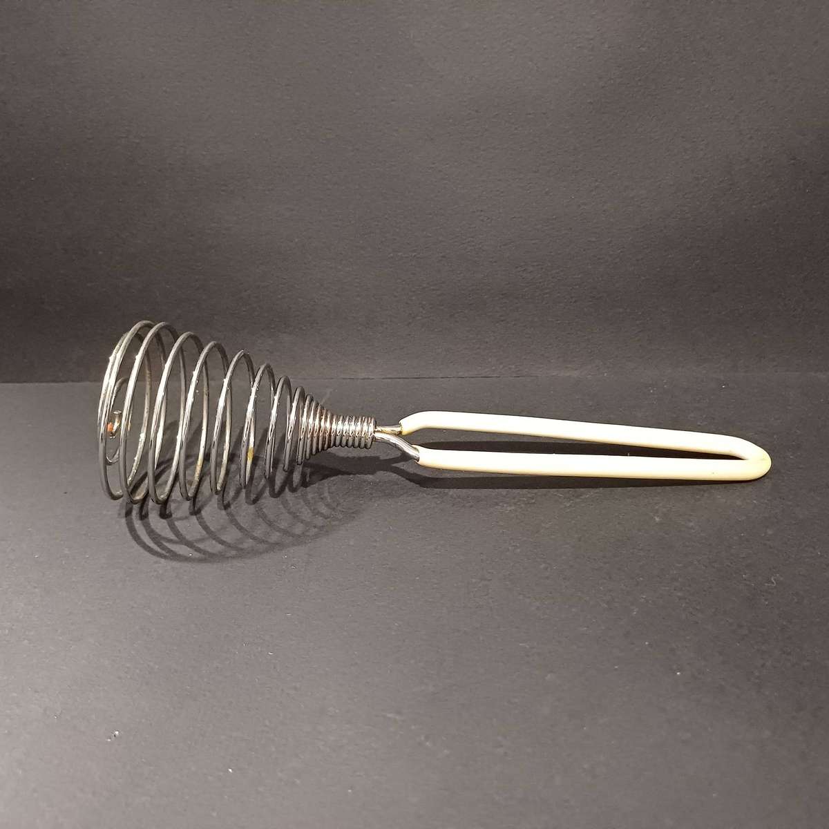 Mid-century spring coil whisk - rustic kitchenalia