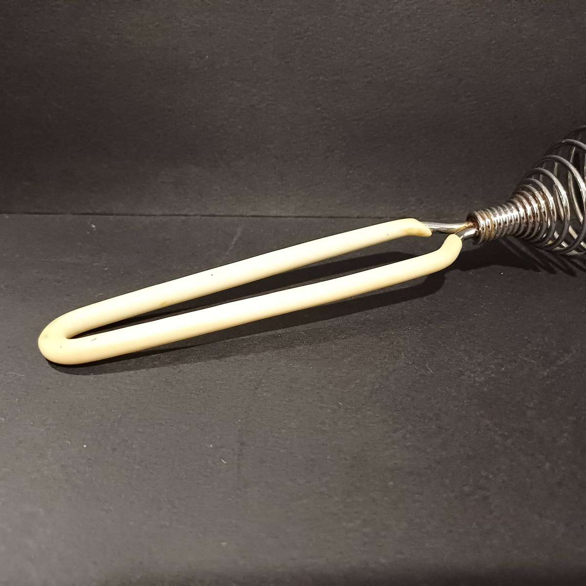 Mid-century spring coil whisk - rustic kitchenalia