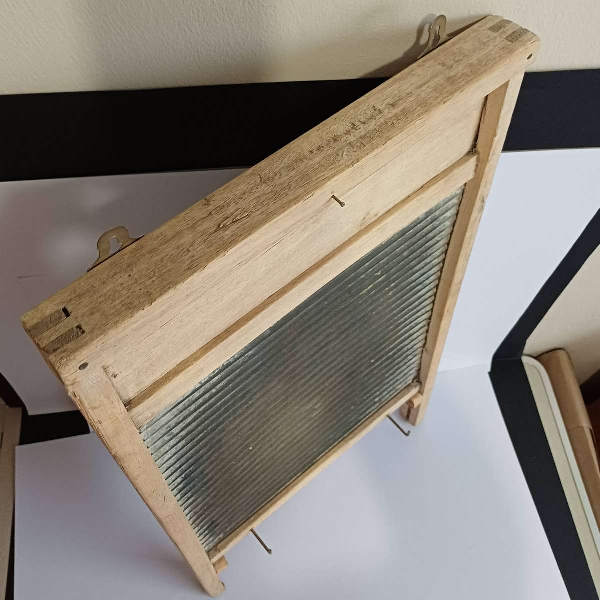 ANTIQUE WASHBOARD | Repurposed Rustic Country-Style Wall Decor with Hooks