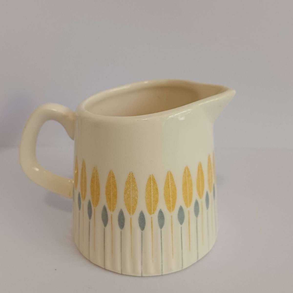 Retro Ceramic Coffee pot (hidden chip) with Lid, Sugar Bowl, Creamer.