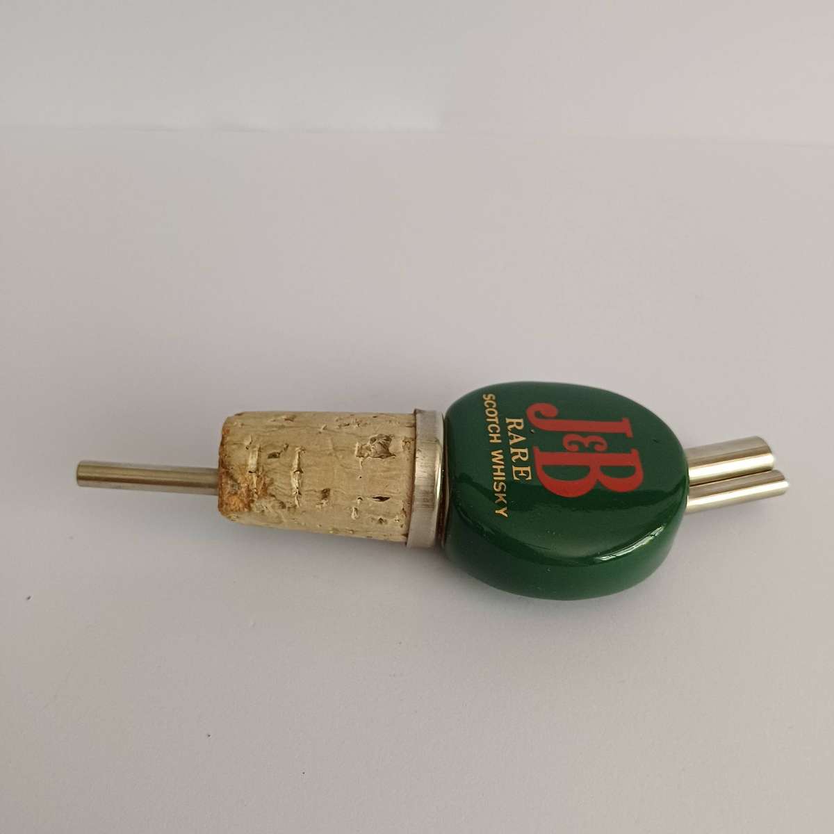 1960's OLD ADVERTISING PORCELAIN J&B SCOTCH WHISKY STOPPER POURER ENGLAND