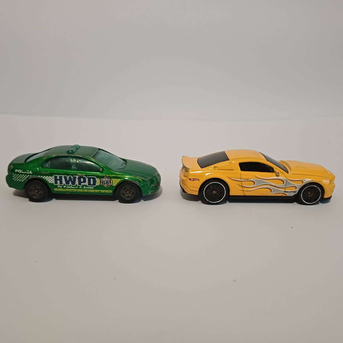 Hot Wheels 6-Car American Classics & Muscle Bundle: 'Cuda, Bronco, Shelby & More!