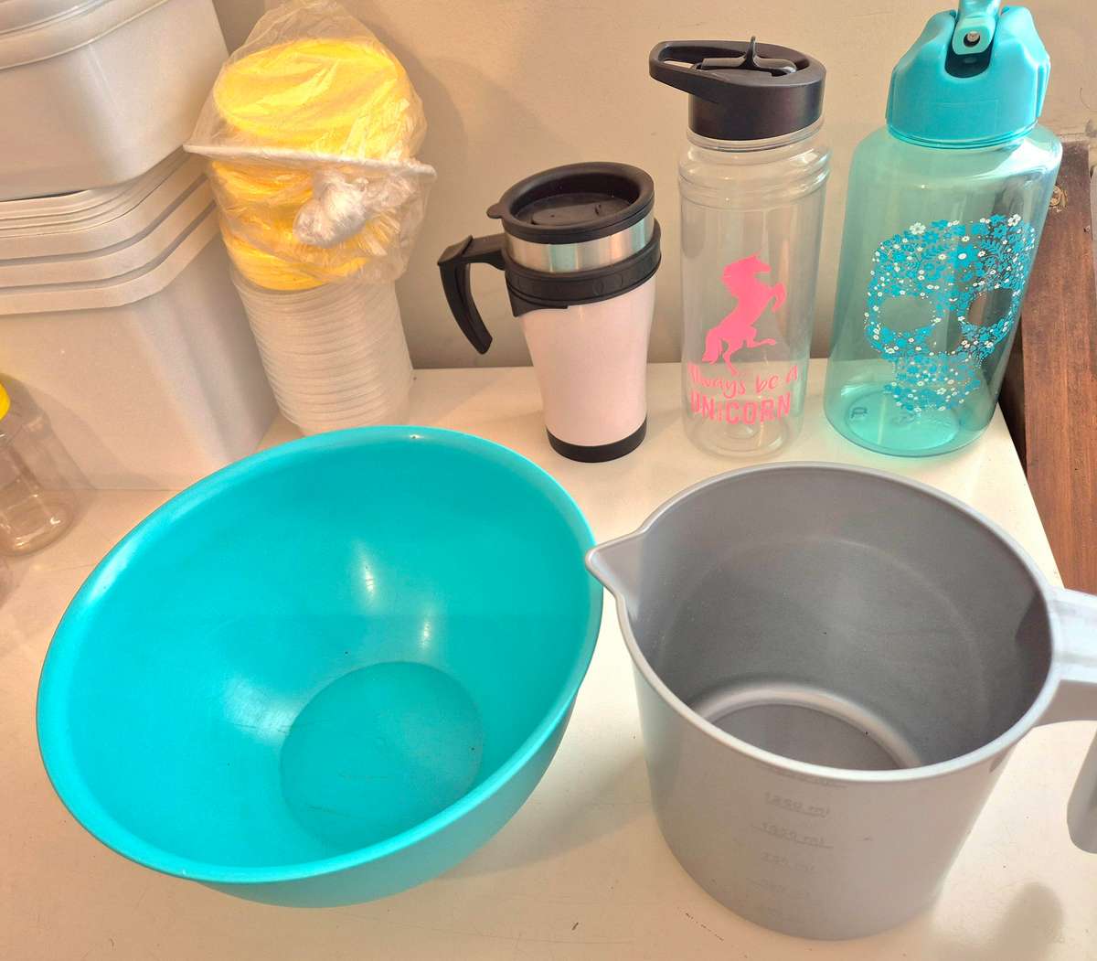 Kitchen Plastics & Containers