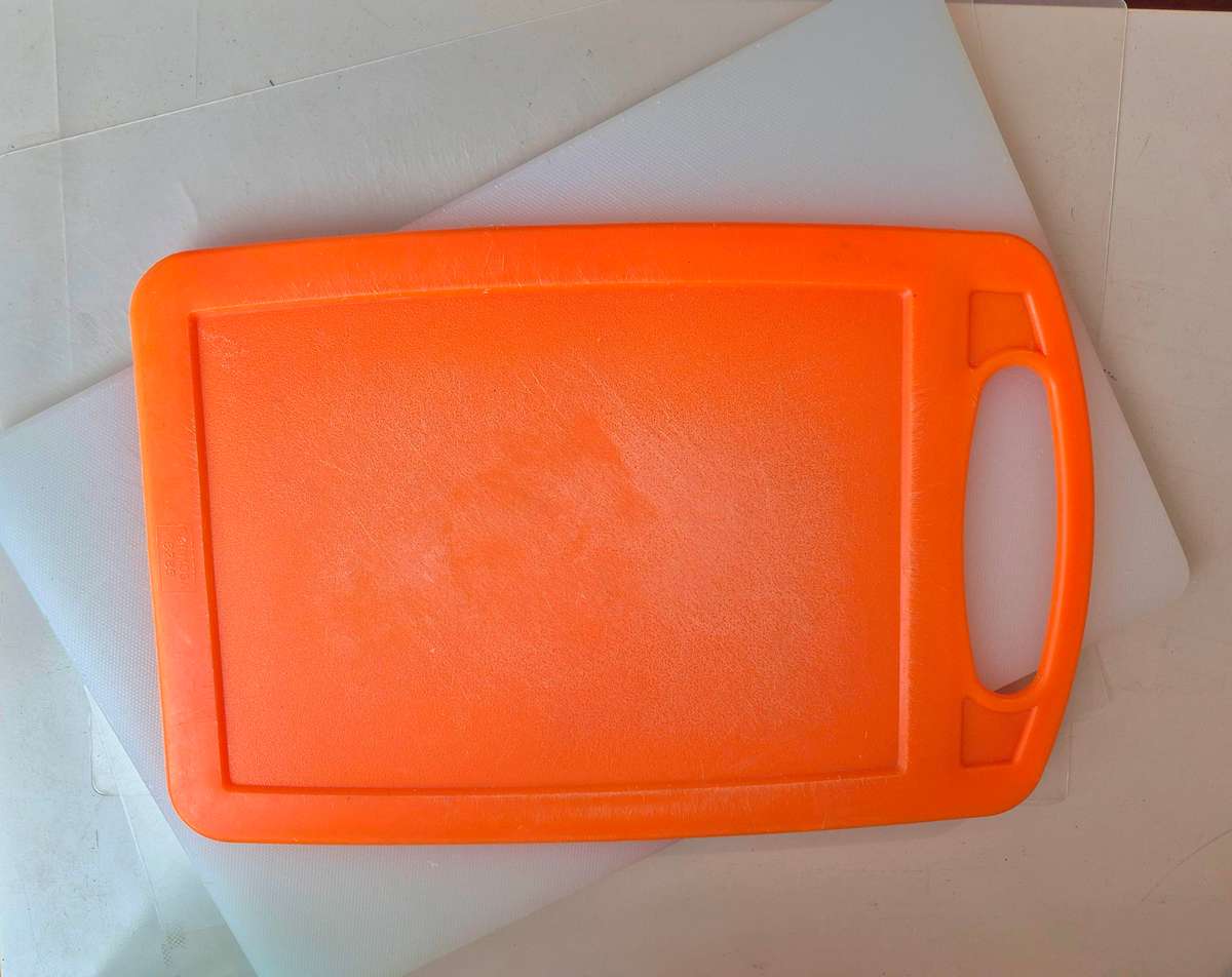 Kitchen Plastics & Containers