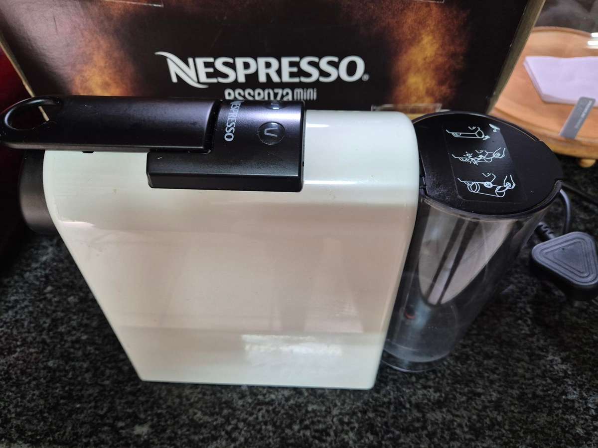 Nespresso Essenza Mini Coffee Machine