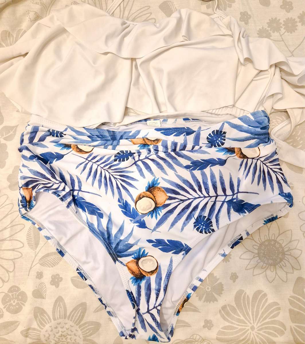 Women's Swimwear (5)