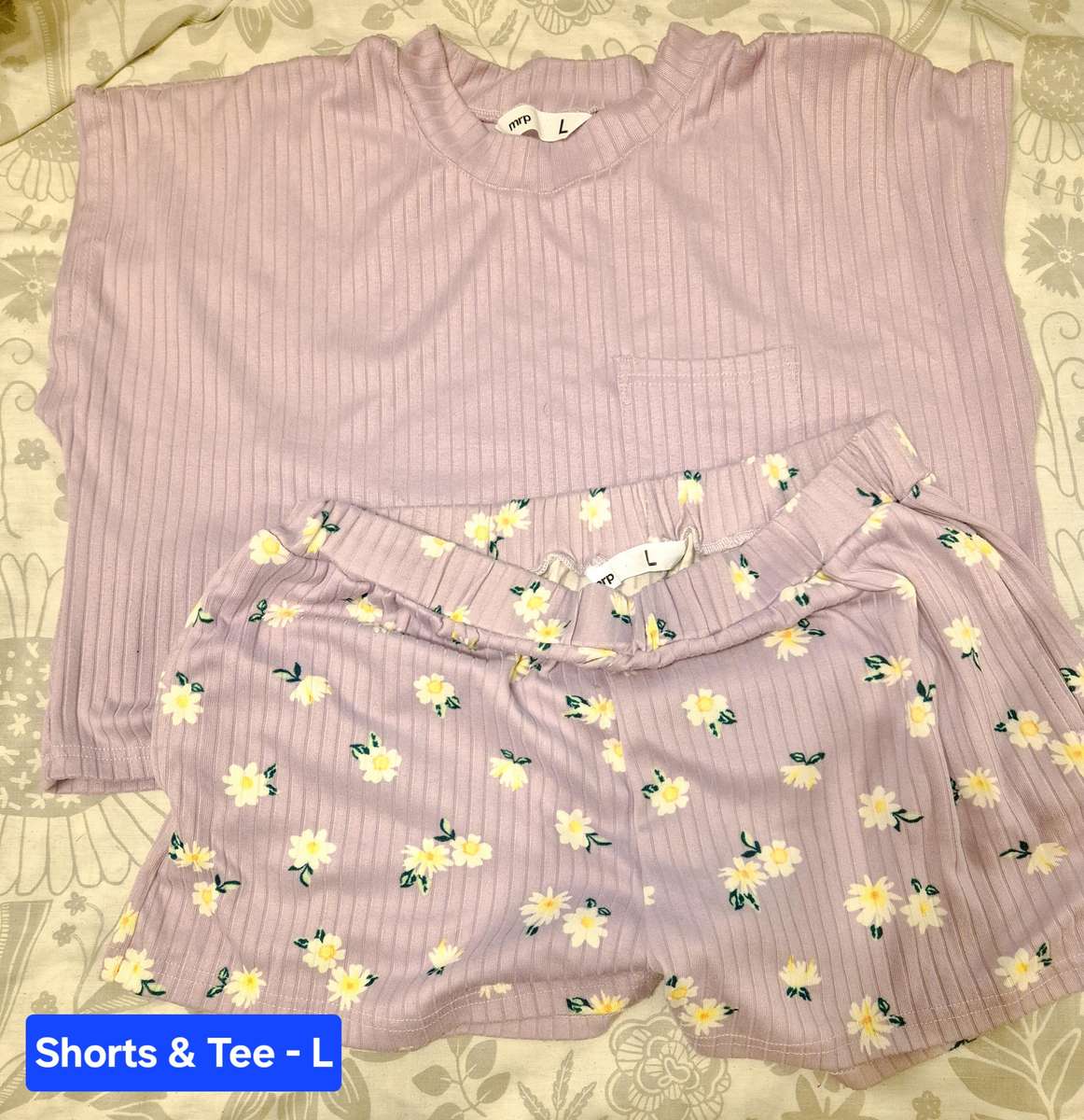 Woman's Pyjama Sets (x7)