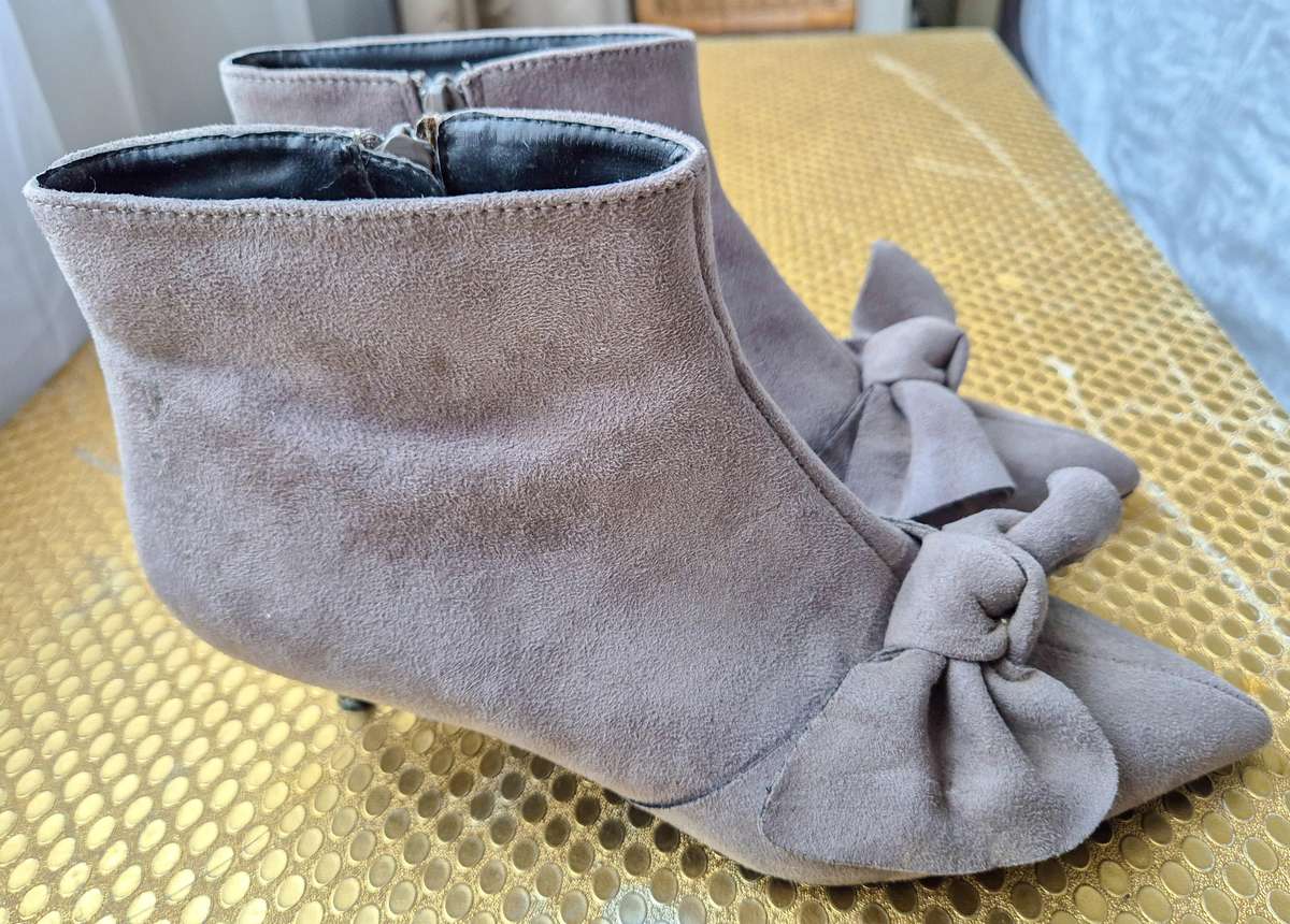 Women's Designer High Heels (2 Pairs)