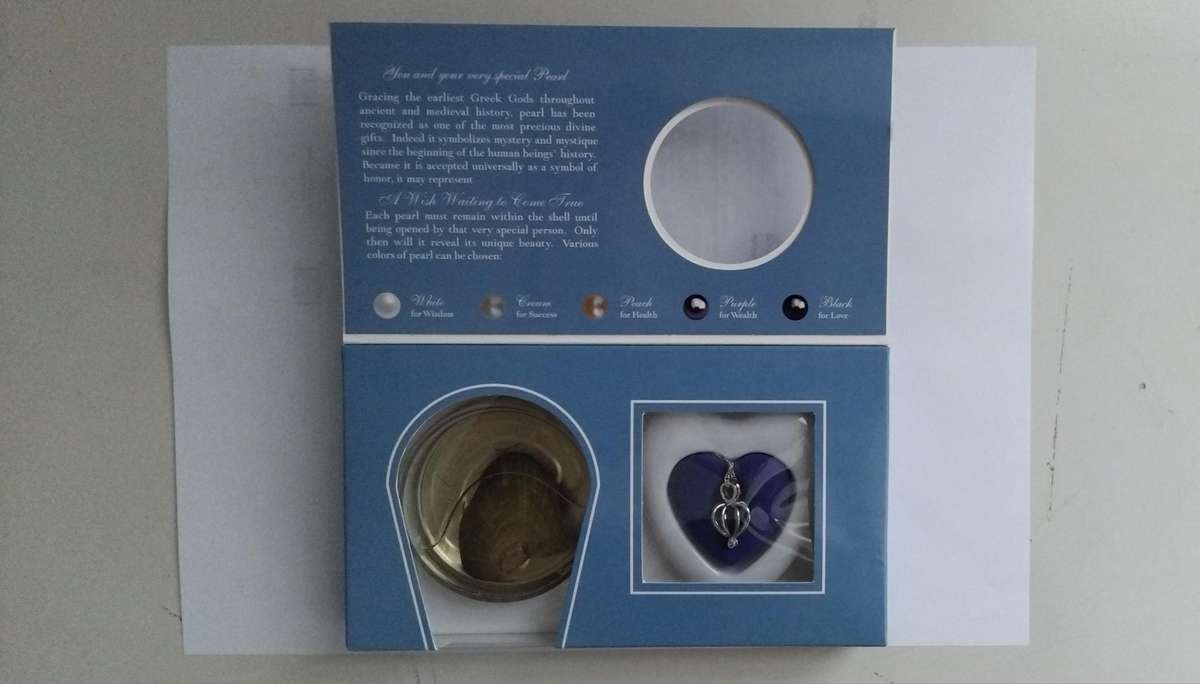 Pearl Oyster Gift Set (from Dubai)