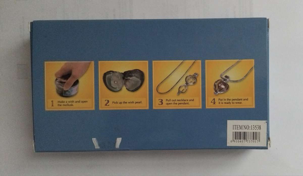 Pearl Oyster Gift Set (from Dubai)