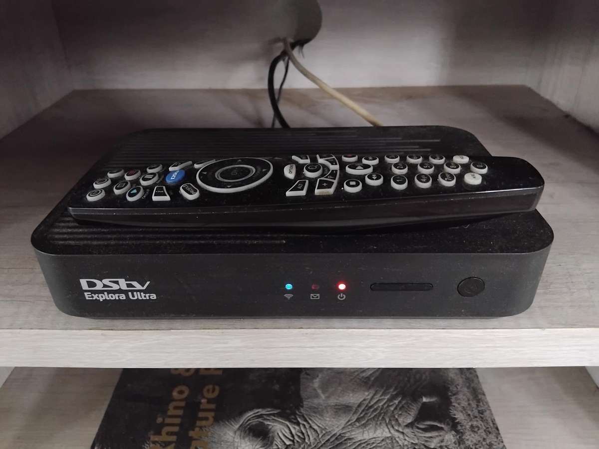 DSTV EXPLORA ULTRA DECODER