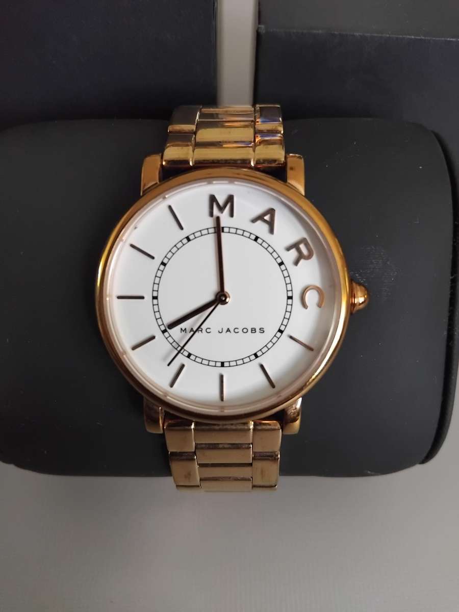 Marc Jacobs Ladies Designer Bracelet Watch