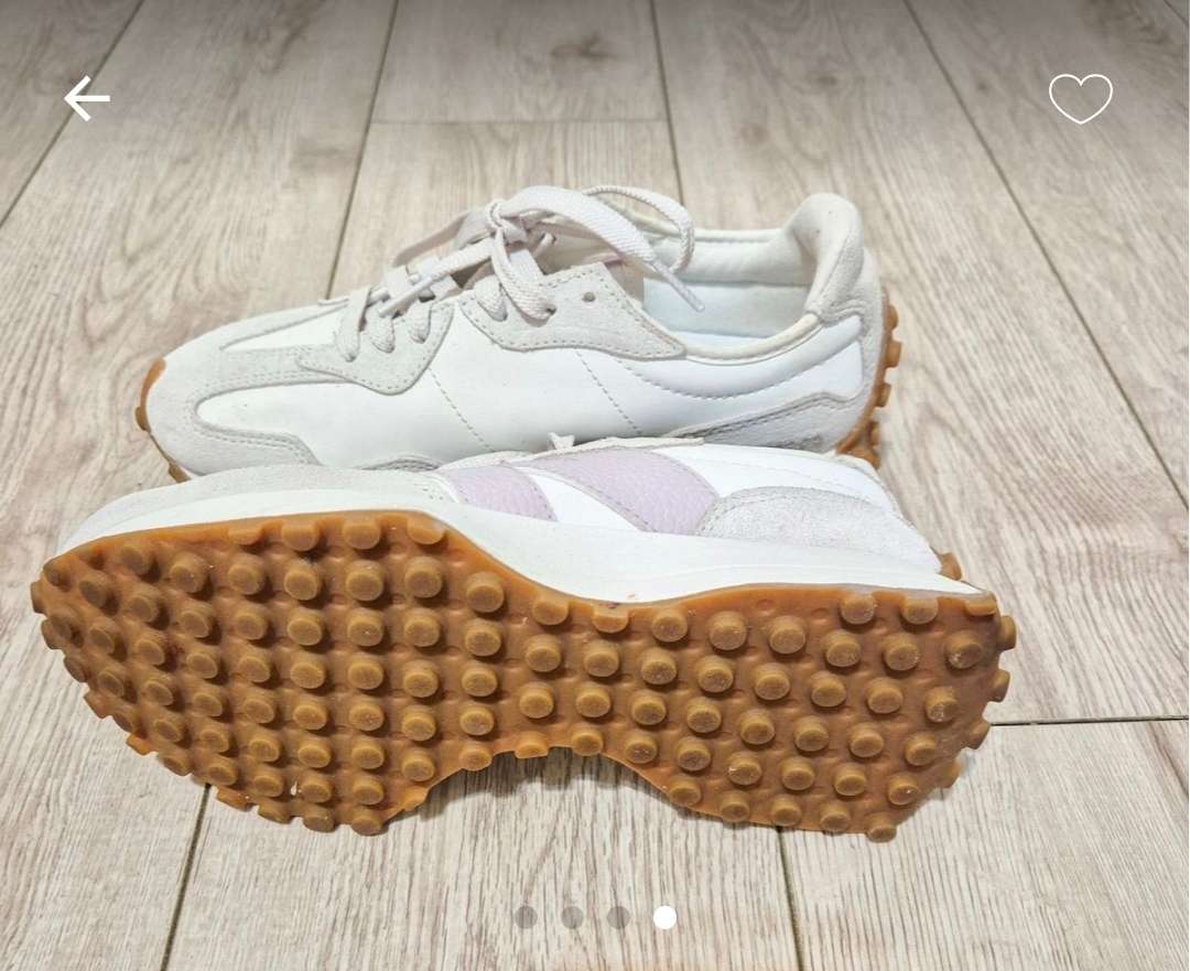 Ladies New Balance Sneakers