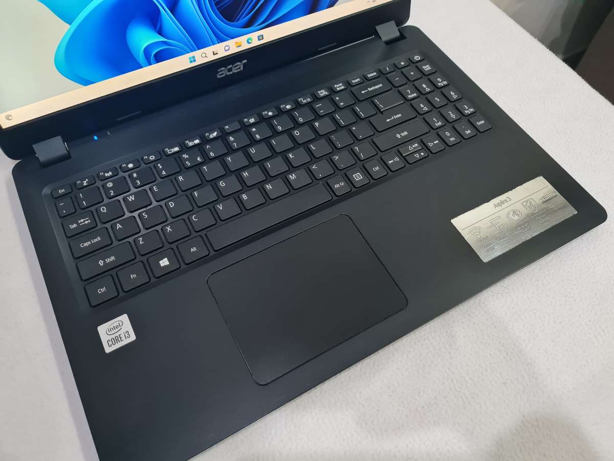 Acer Notebook -Core i3 10th gen - 8gb - 256gb ssd