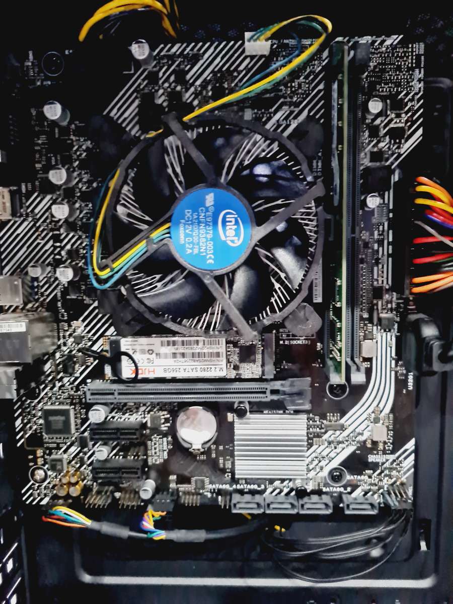 Gaming Tower - i5 10th - 8gb - 250gb ssd