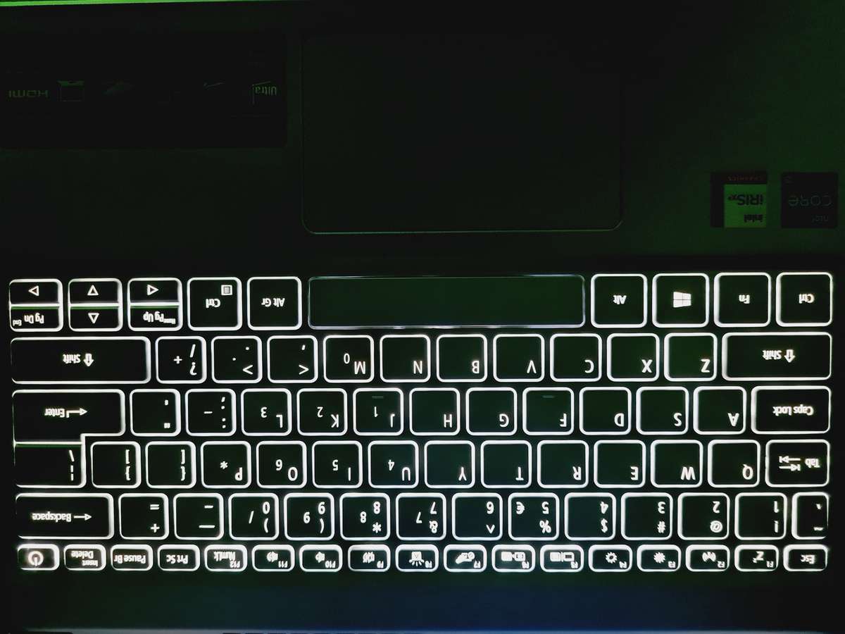 Acer Aspire 5 - i5 11th + 8gb + 256gb