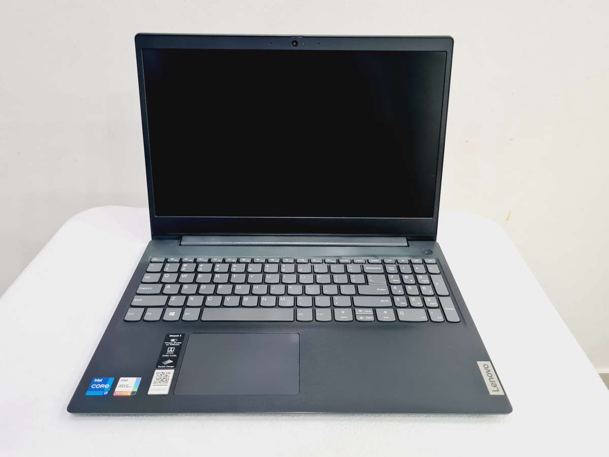 LENOVO IDEAPAD 3 11th GEN i7, 8GB RAM, 256GB SSD
