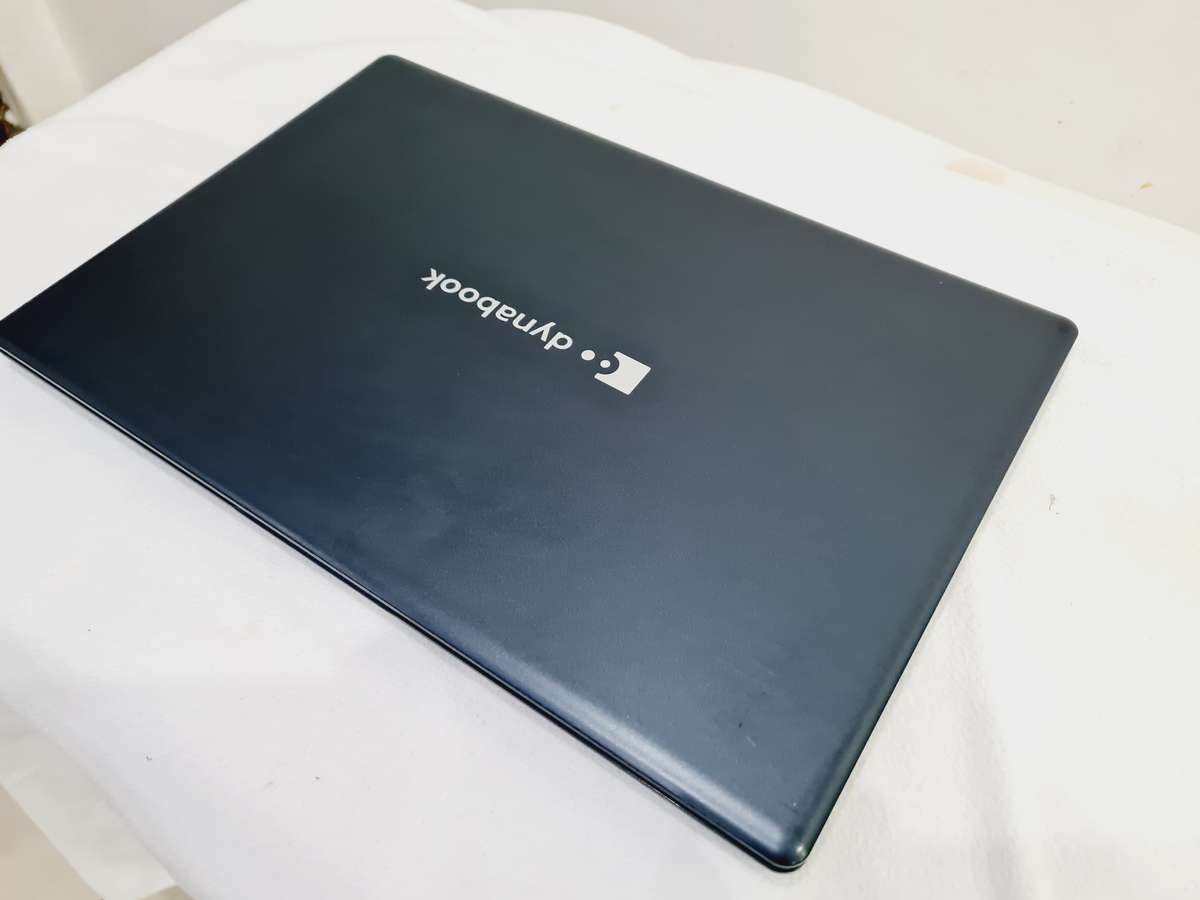 Laptop - i5 10th Gen + 8gb ram + 256gb ssd