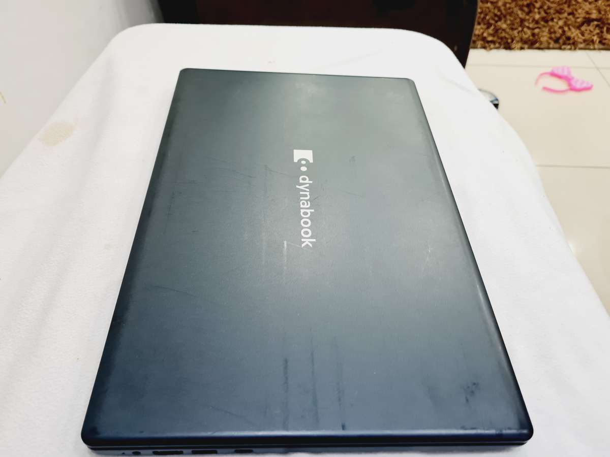 Laptop - i5 10th Gen + 8gb ram + 256gb ssd