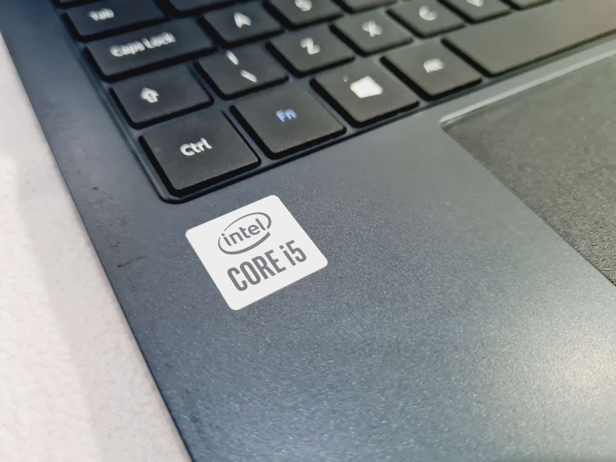 Laptop - i5 10th Gen + 8gb ram + 256gb ssd