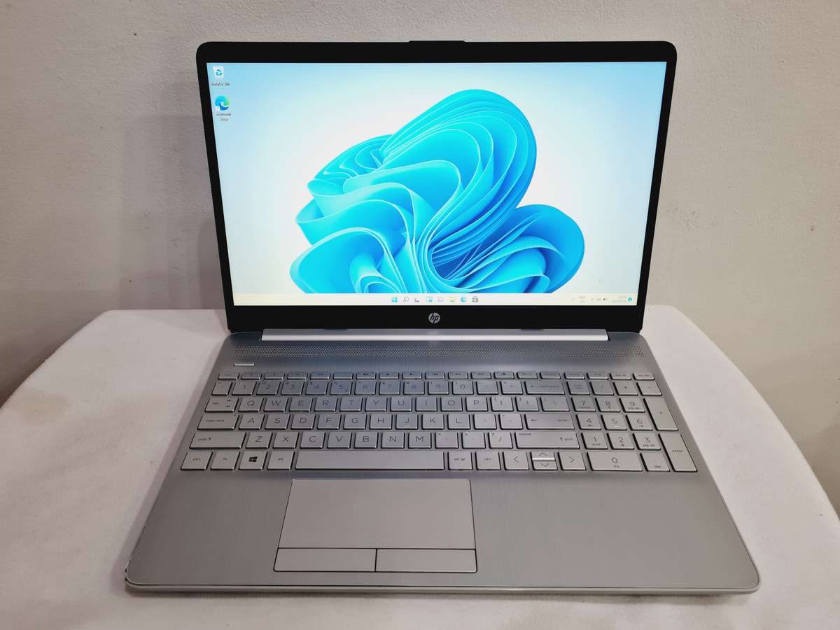 HP 15 - Core i7 11th gen - 8gb - 1tb hdd