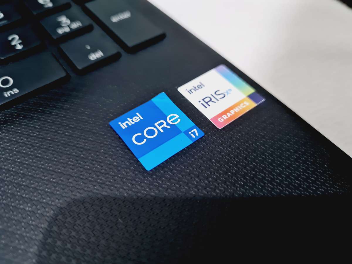 HP 15 - i7 11th gen - 8gb ram - 512gb nVme + 1tb hdd