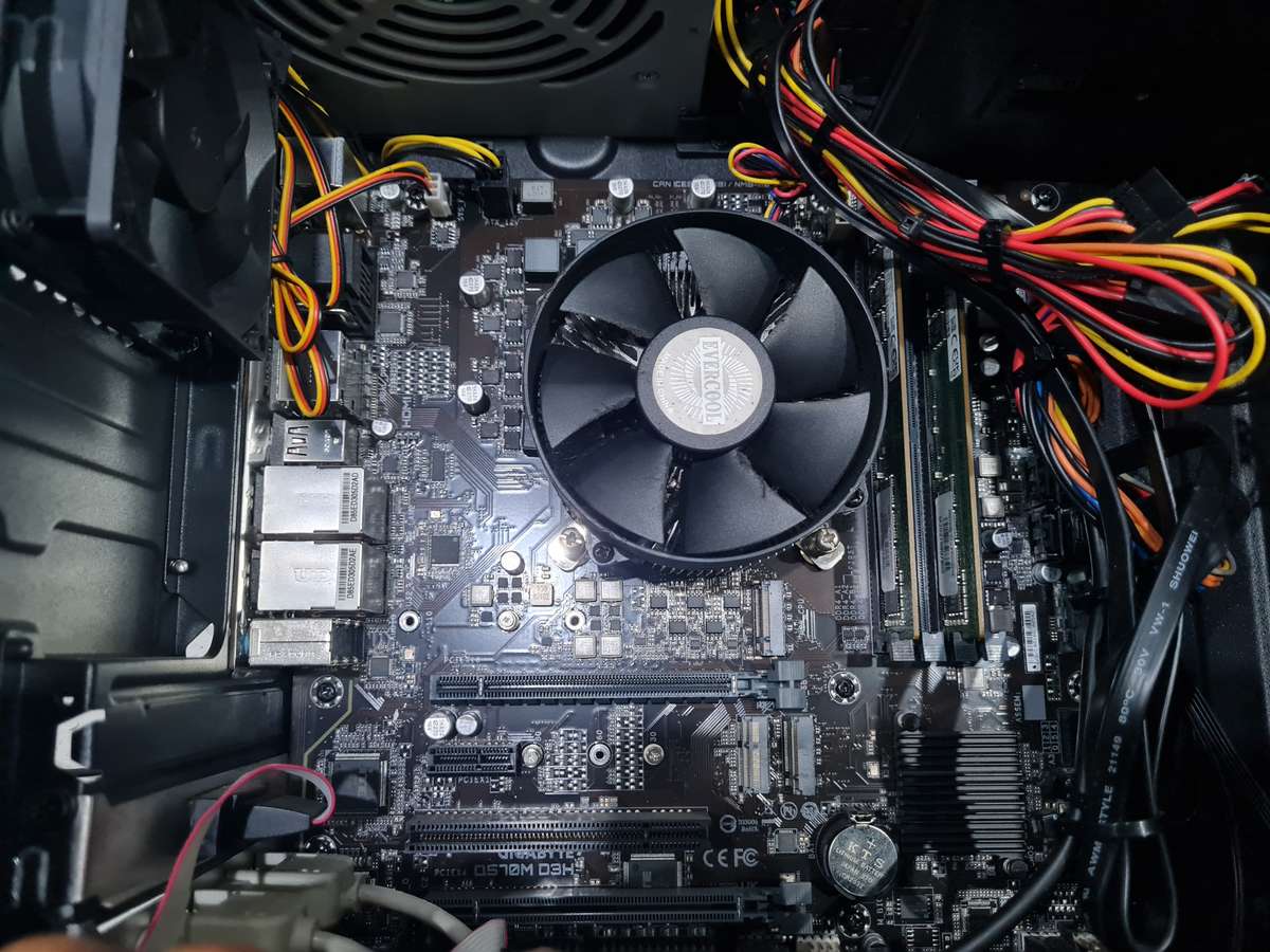 Tower - i7 10th + 16gb ram + 128gn ssd + 1tb hdd