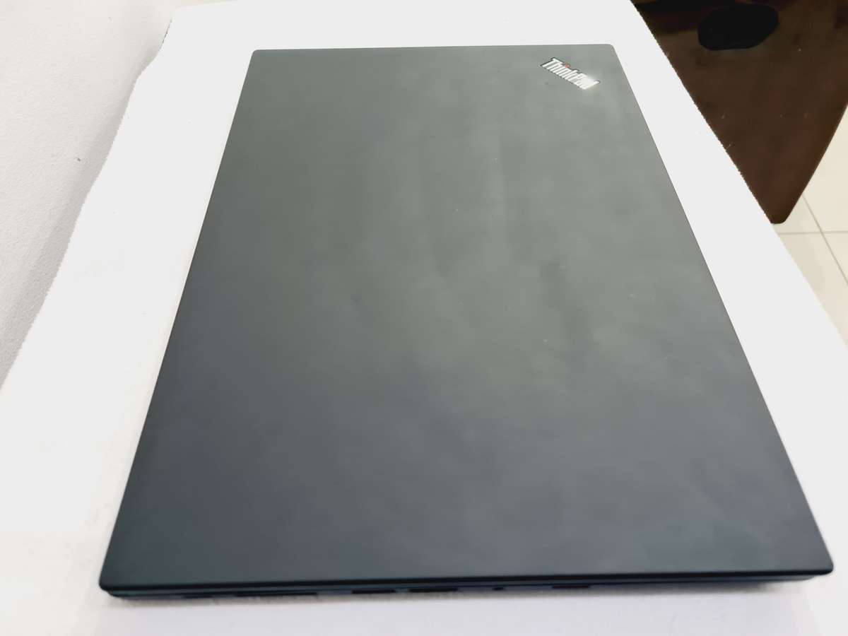 Ryzen 7 thinkpad - 8gb - 512gb