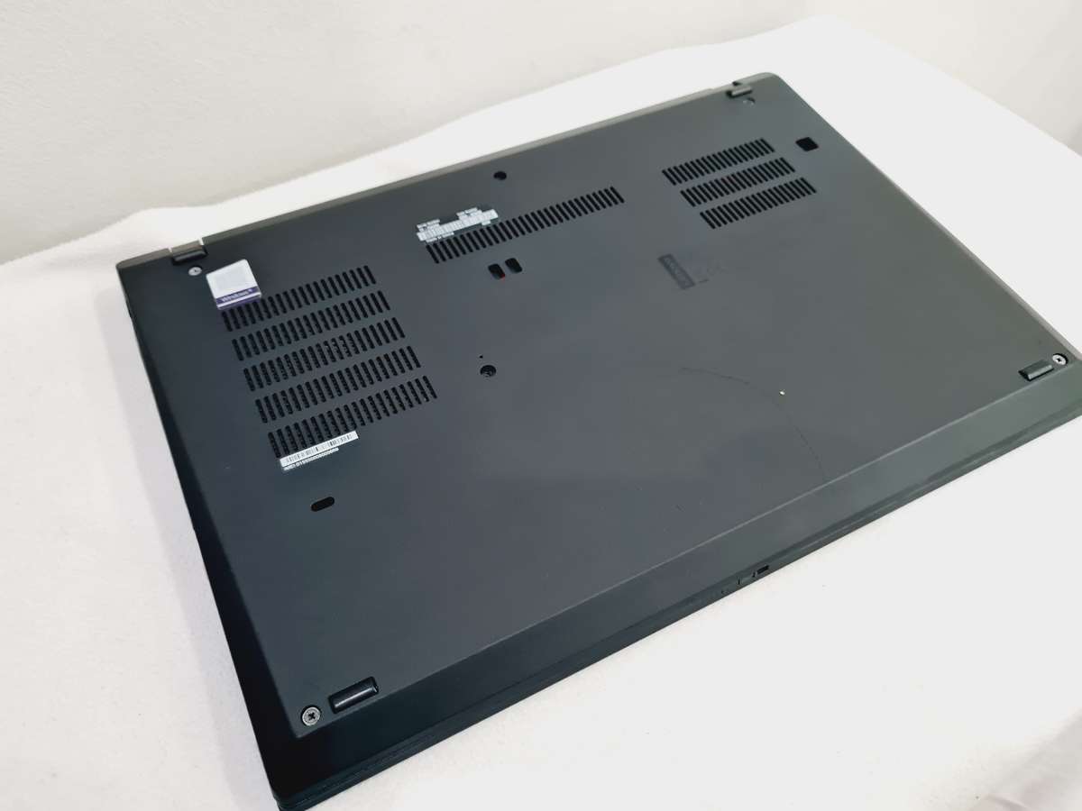 Ryzen 7 thinkpad - 8gb - 512gb