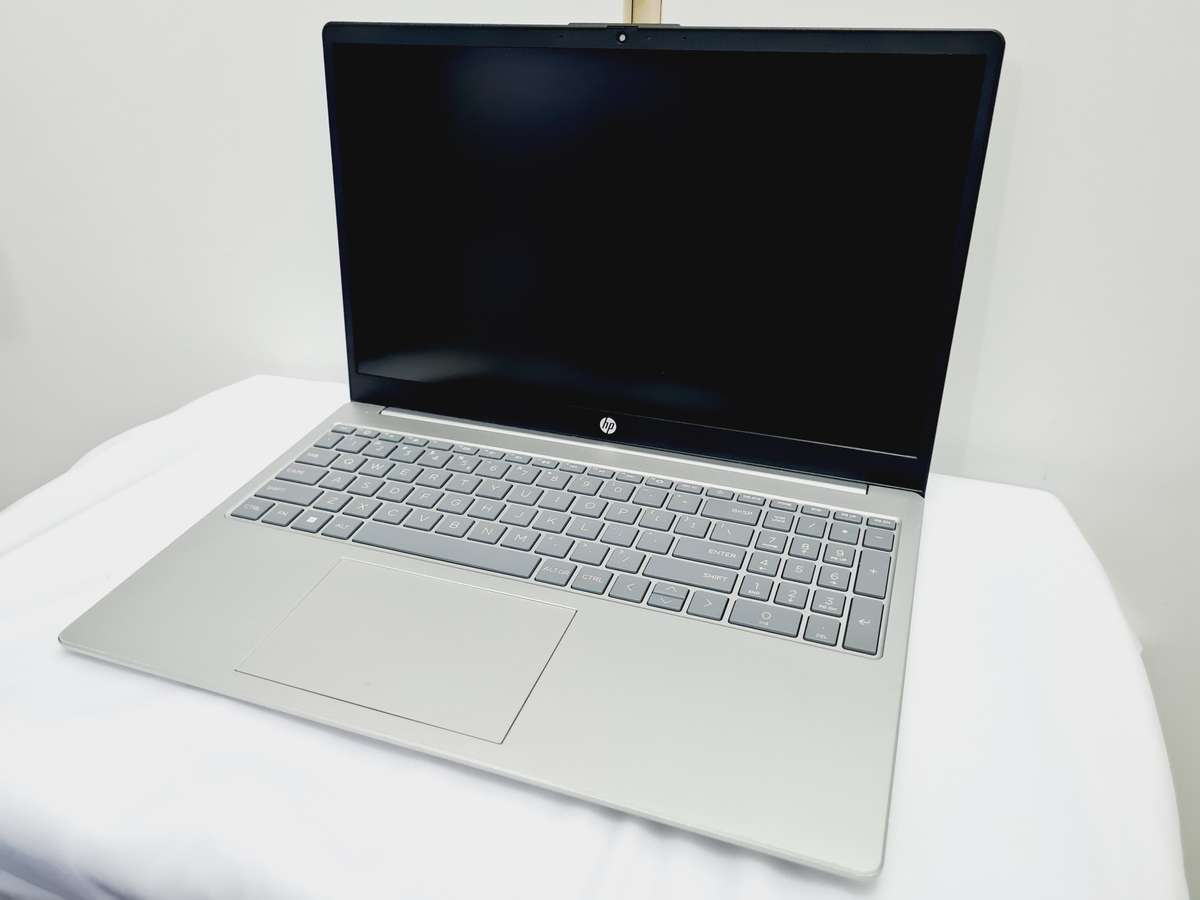 HP 15 - Ryzen 5 - 16gb ram - 512gb ssd