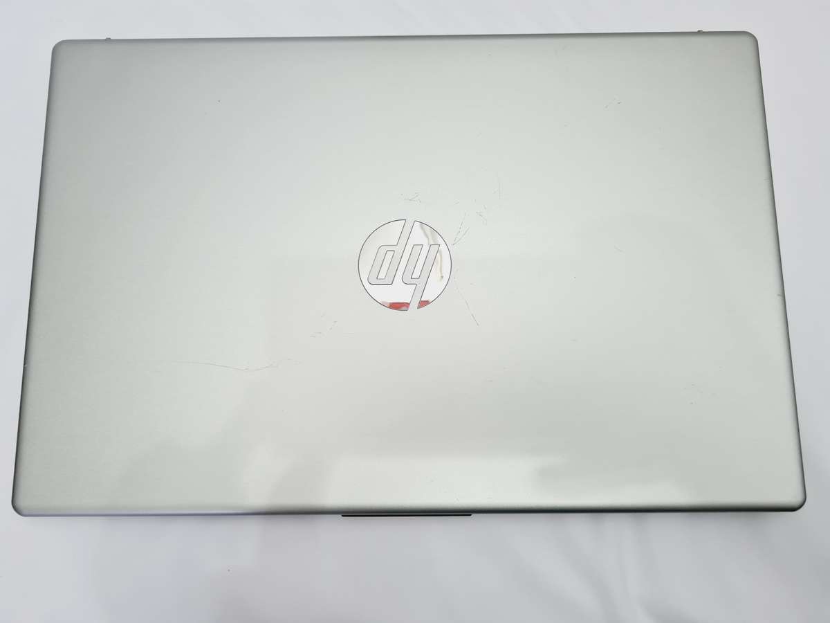 HP 15 - Ryzen 5 - 16gb ram - 512gb ssd