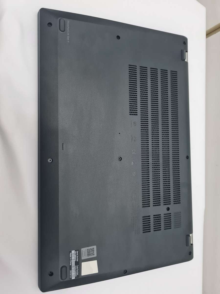 2023 ThinkPad - i5 13th gen - 8gb - 512gb