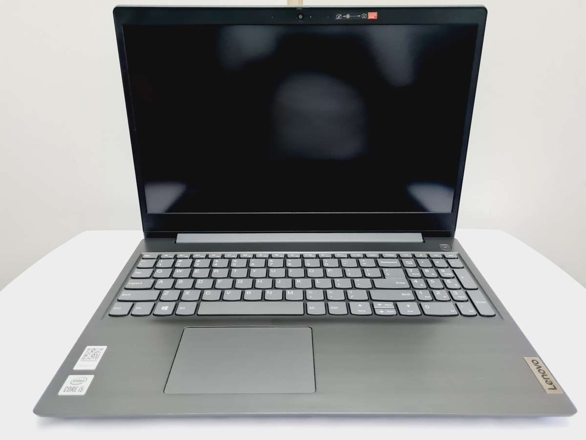 2021 Lenovo V15 - i5 10th - 8gb - 256gb ssd
