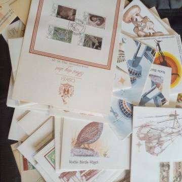 100 First Day Covers. See Photo's