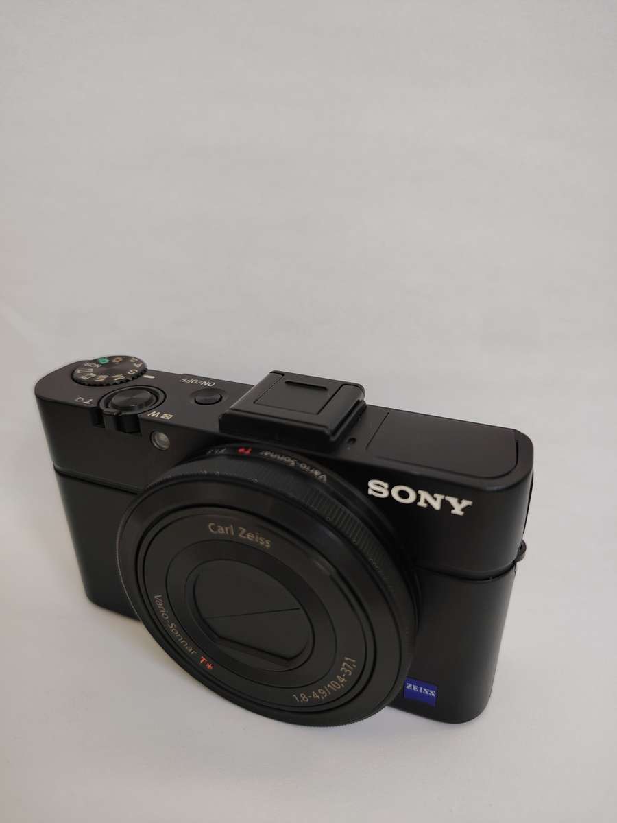 Sony RX100M2 Camera