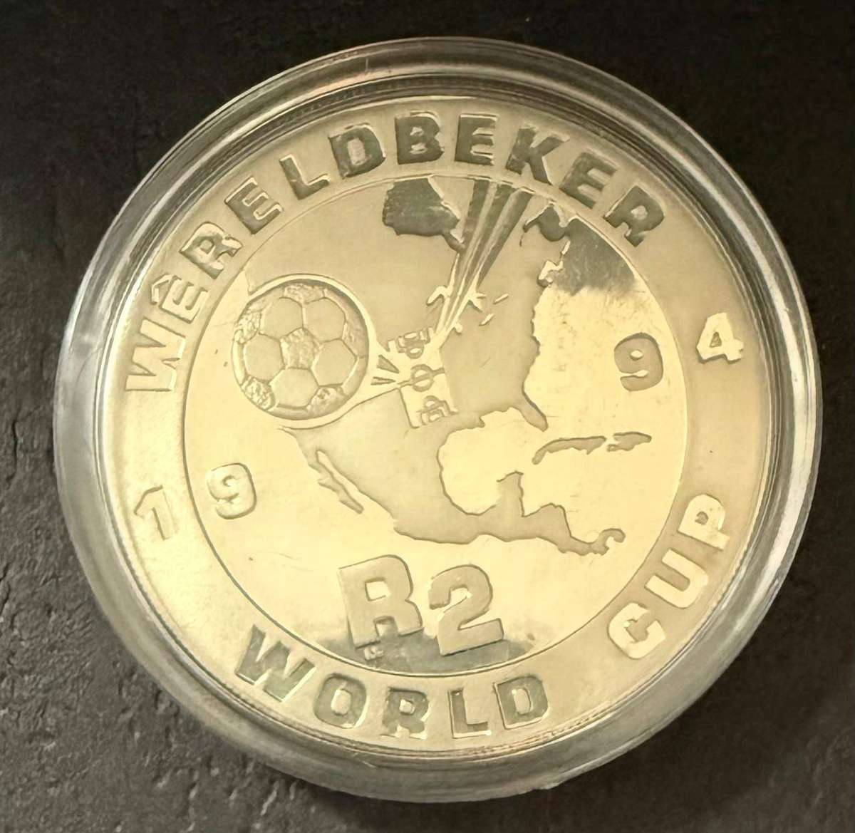 SILVER 1 OUNCE - 1994 Silver Proof R2 Soccer World Cup - Mintage 3210