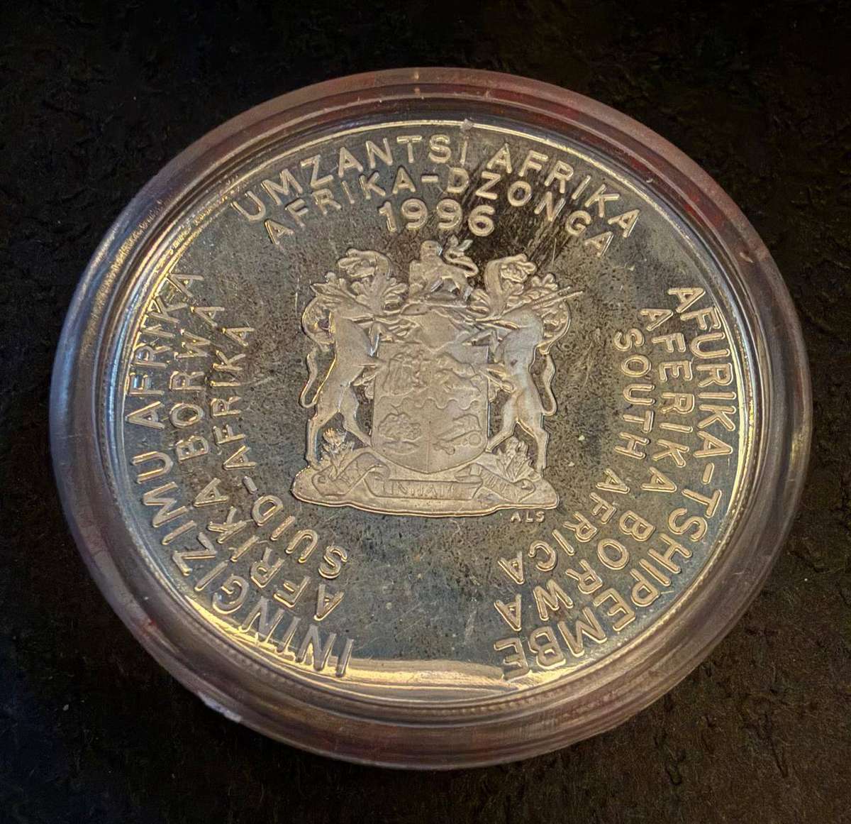 SILVER 1 OUNCE - 1996 Silver Proof R2 Bafana Bafana Cup- Mintage 2690 -with COA in original SAM box