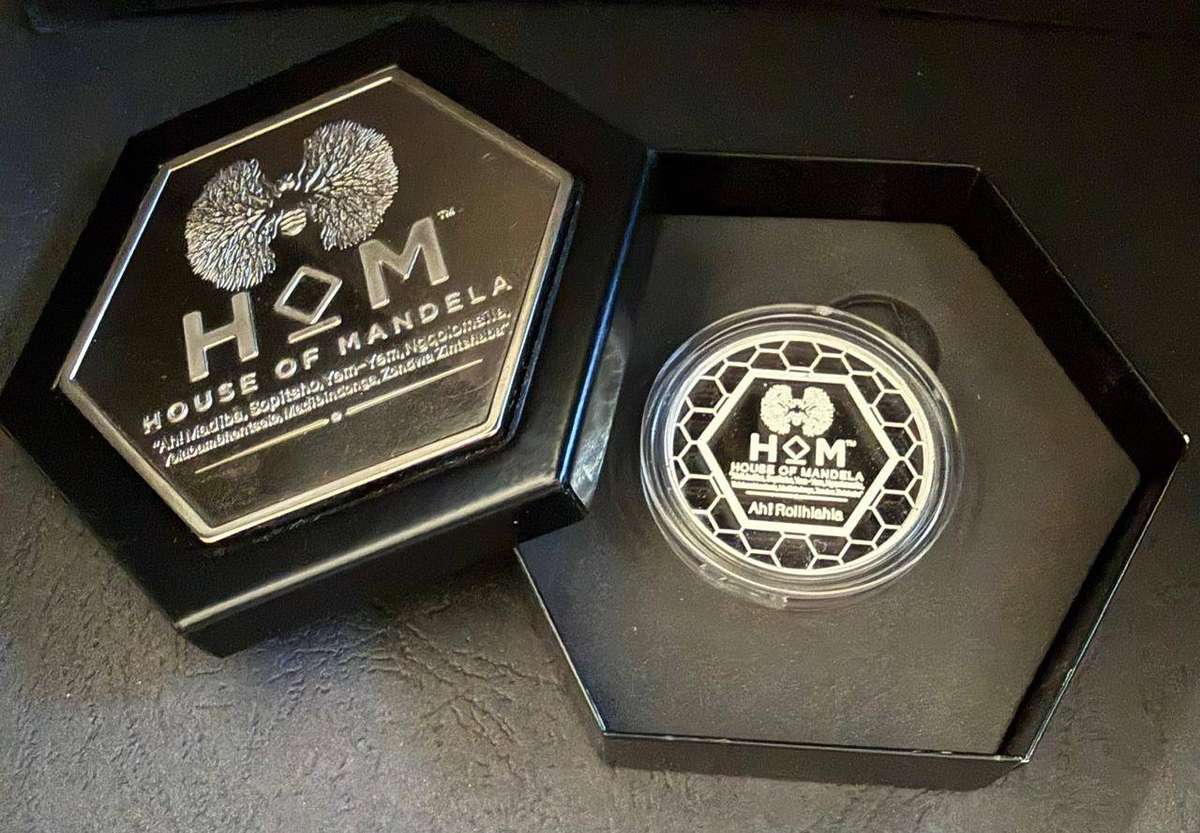 Silver 1 Oz - House of Mandela 2013 95th Birthday Medallion - in unique hexagon shaped display case