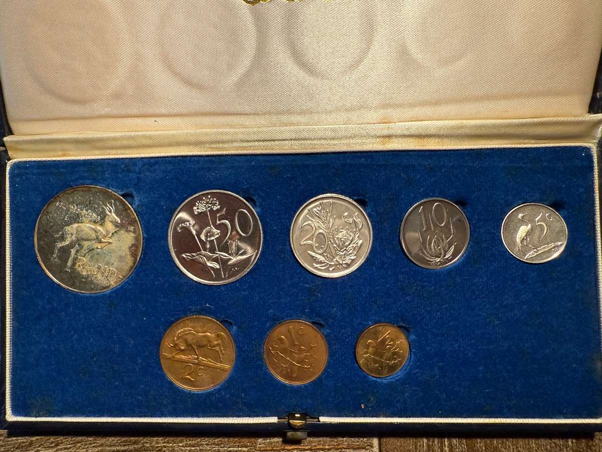 1977 Short proof set- as per pictures