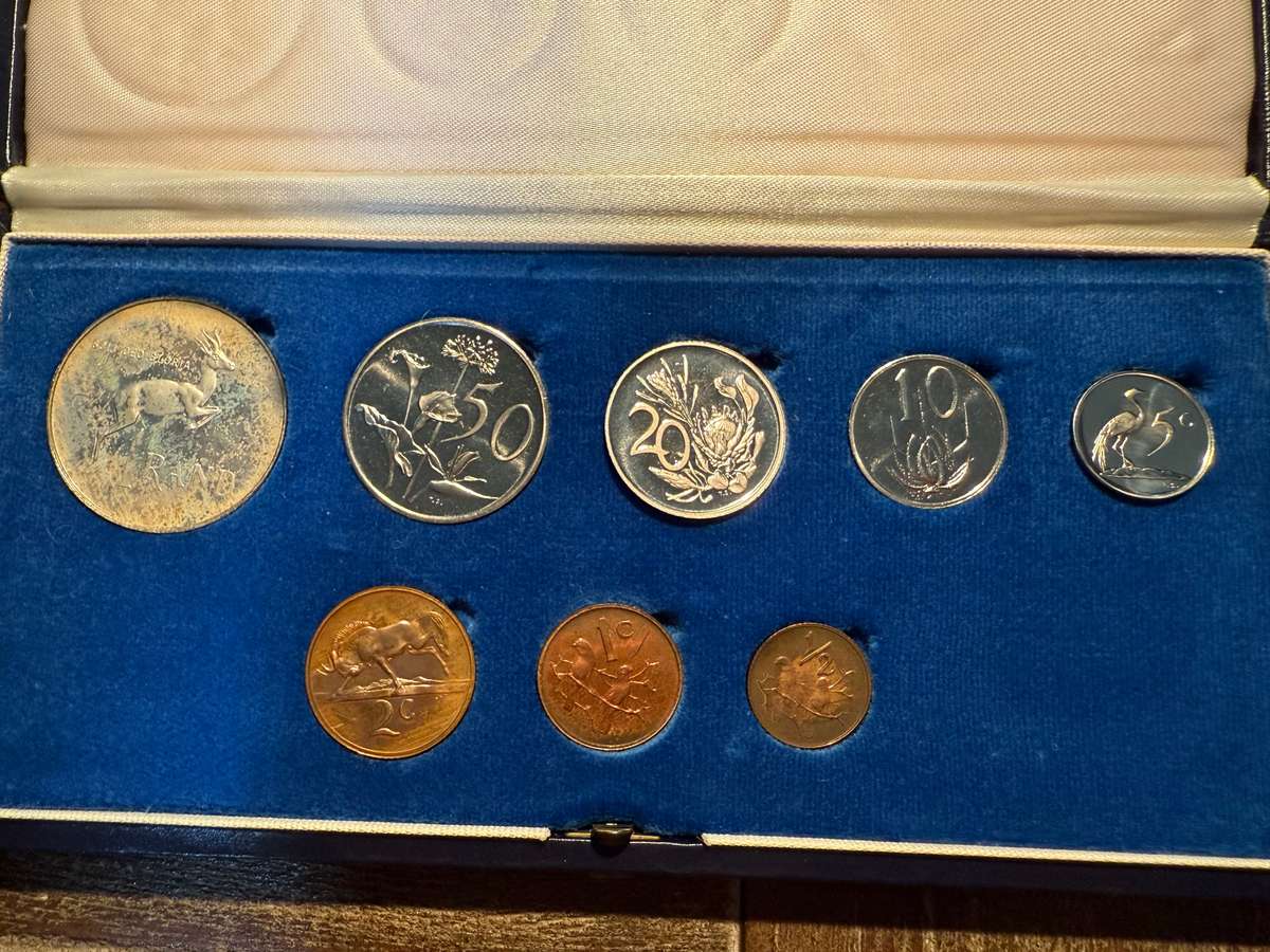 1975 Short proof set- as per pictures