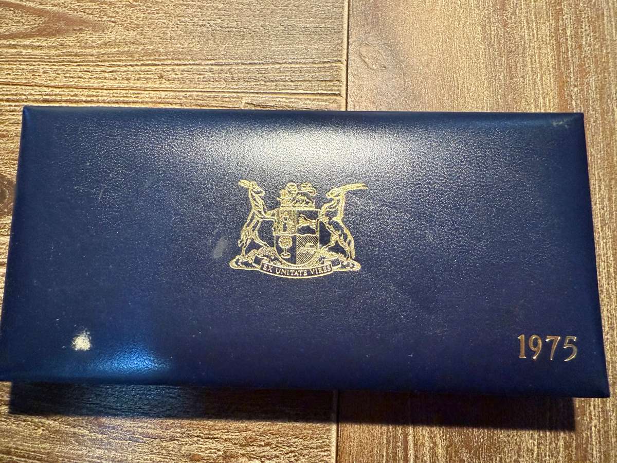 1975 Short proof set- as per pictures