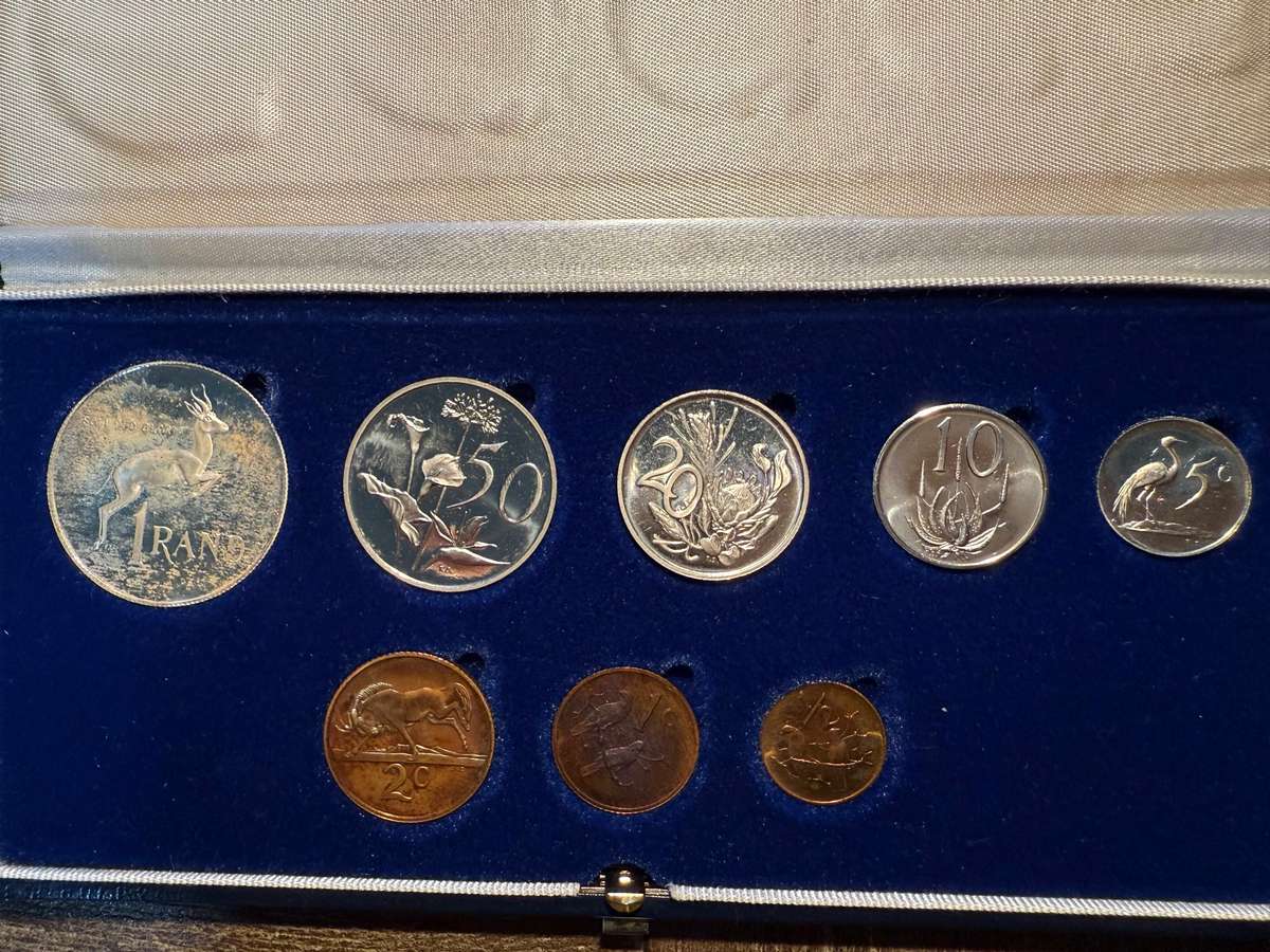 1983 Short proof set- as per pictures