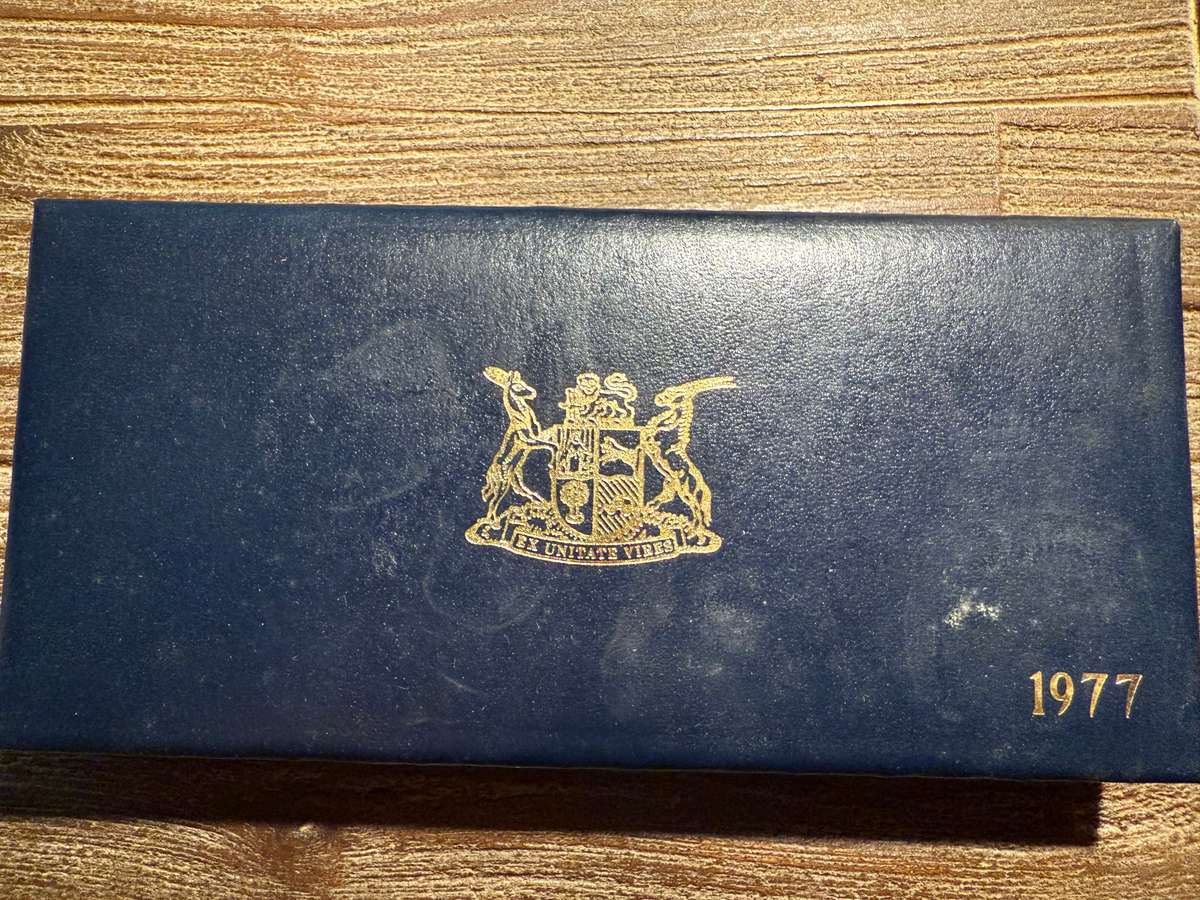 1977 Short proof set- as per pictures